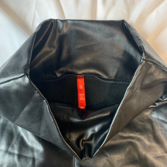 Pleather Leggings Size S Never Worn - Picture 2 of 3